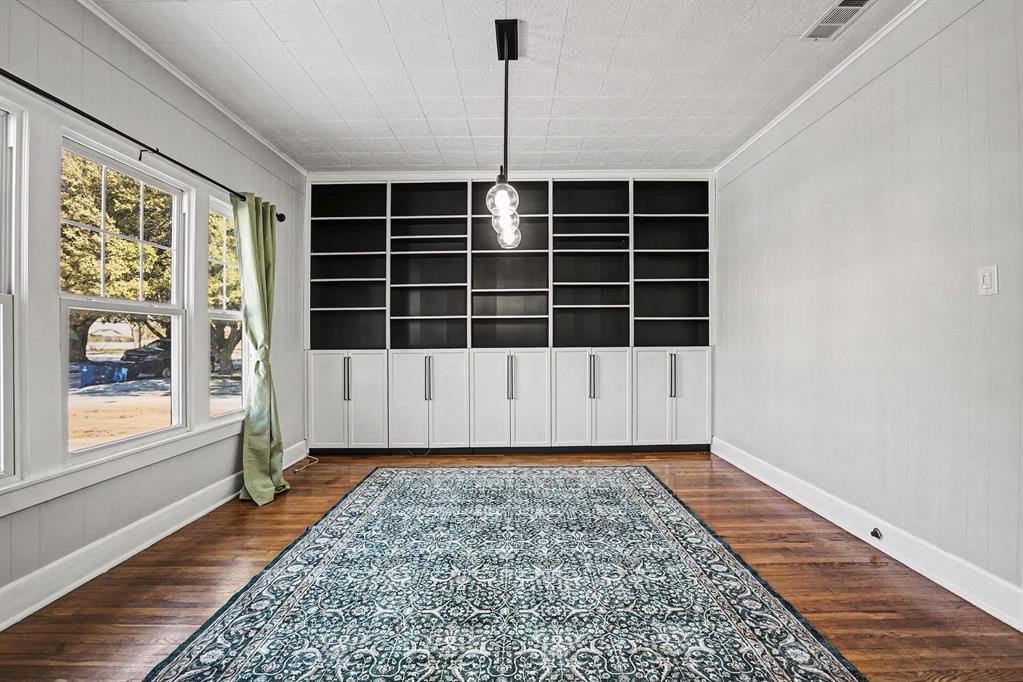 O T Ennis - Residential