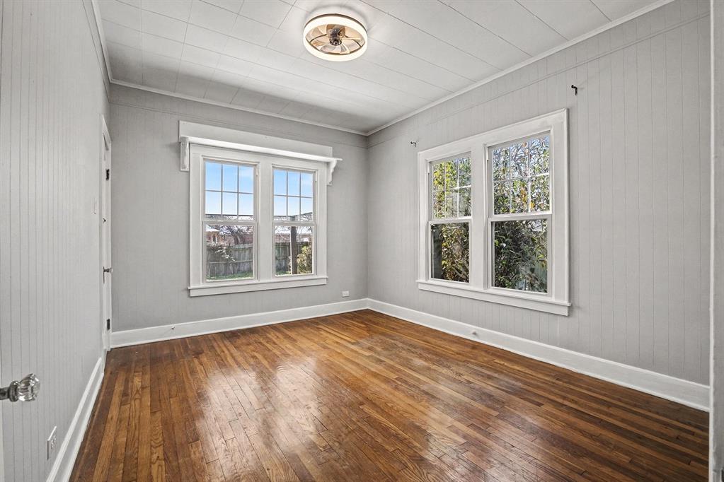 O T Ennis - Residential