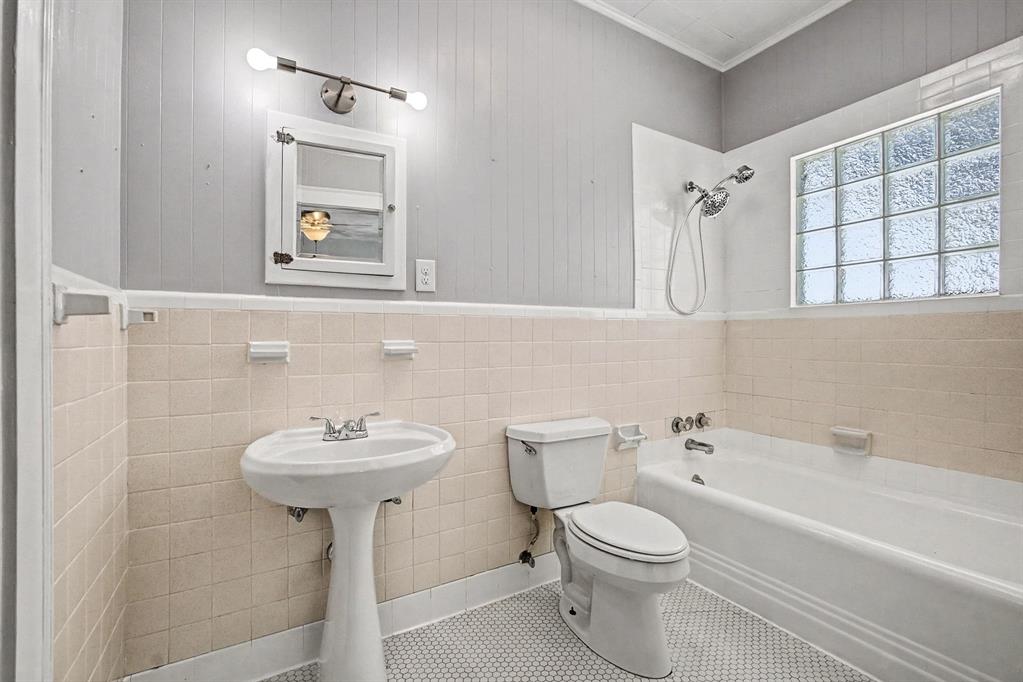 O T Ennis - Residential