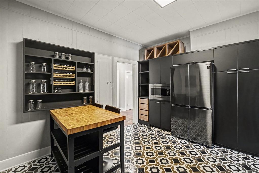 O T Ennis - Residential