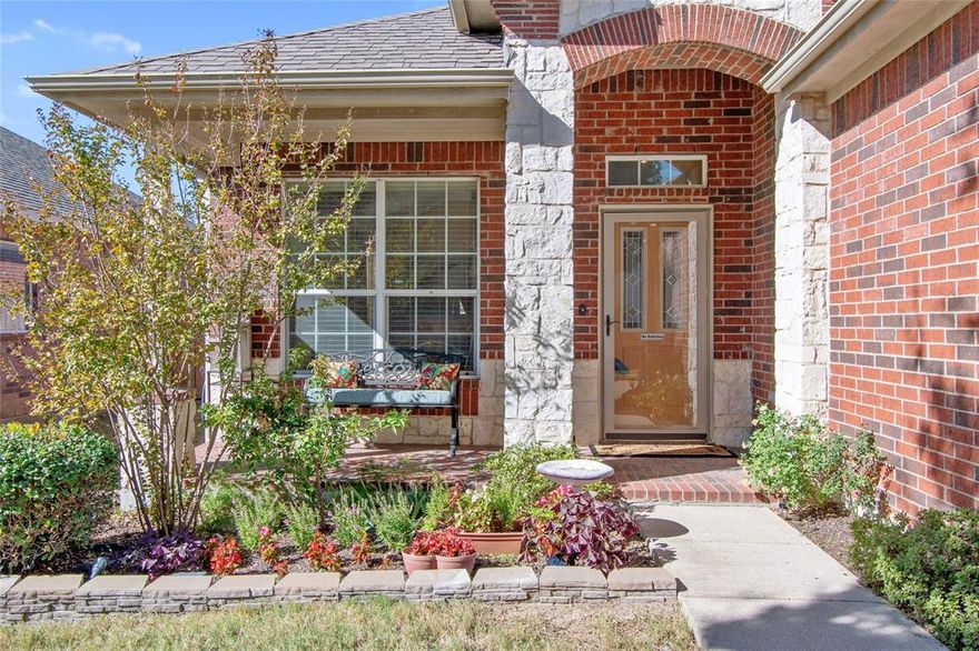 MULTIPLE OFFERS RECEIVED SELLERS REQUEST HIGHEST AND BEST  BY TUESDAY NOVEMBER 10th @ 2 PM.
Fabulously well designed home in the oh so elegant Reata Ranch with quick access to the shopping and dining of Heritage Trace plus all the upgrades including stainless steel appliances, wood laminate floors, and soaring 11-foot ceilings with crown molding... on a quiet and cozy street, this one won't last long...