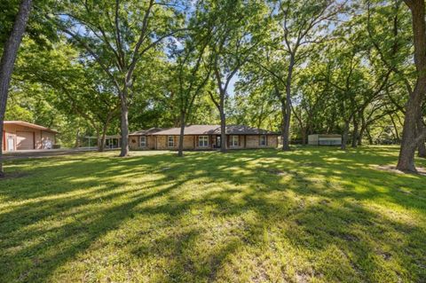 3280 Shady Grove Road Midlothian TX 76065