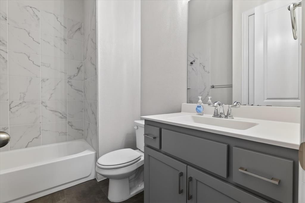 Trailwood Ph II - Residential Lease