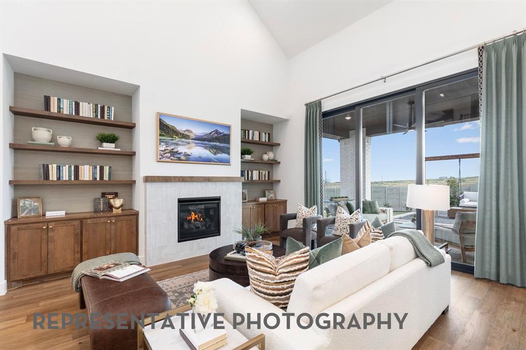 2729 Buckingham Lane