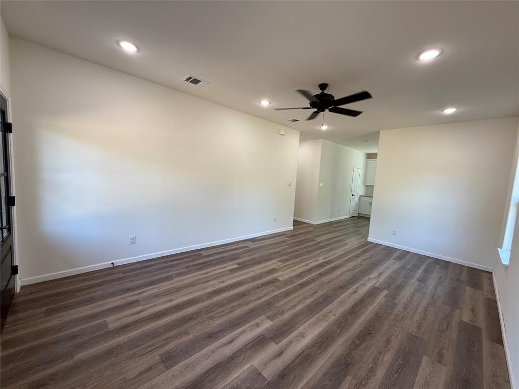 5510 Mercedes Circle