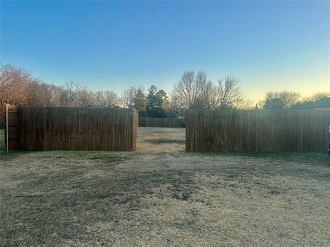 700 W College Street Mesquite TX 75149