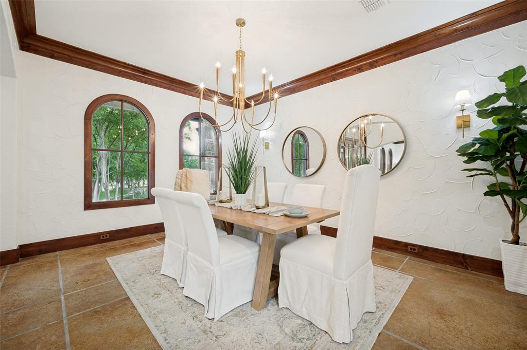 2626 Twelve Oaks Lane