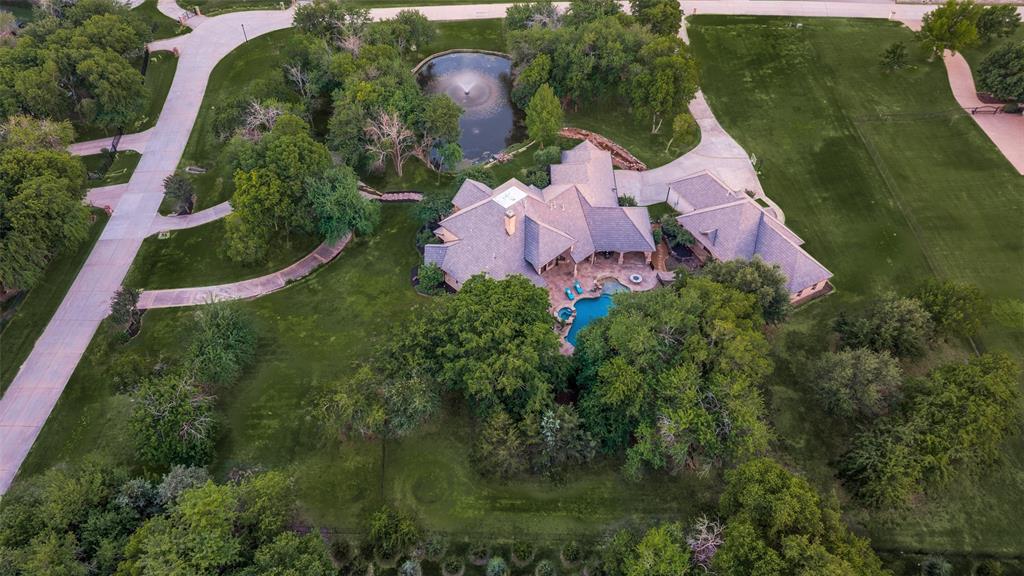 2626 Twelve Oaks Lane