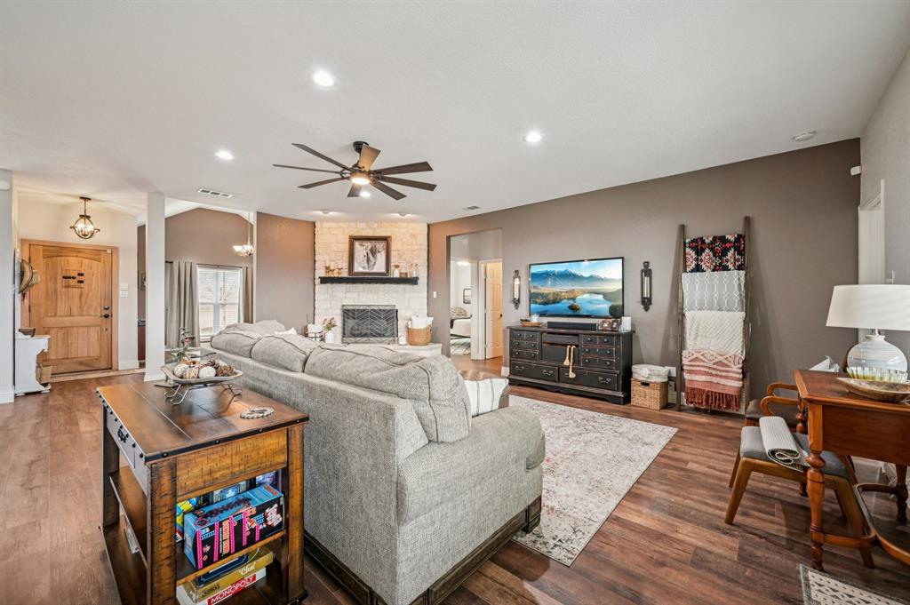 Martin Moore Surv Abs #779 - Residential