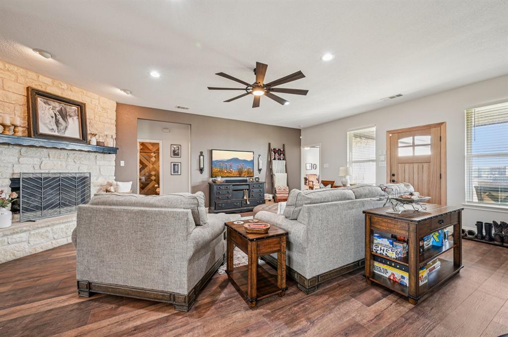 Martin Moore Surv Abs #779 - Residential