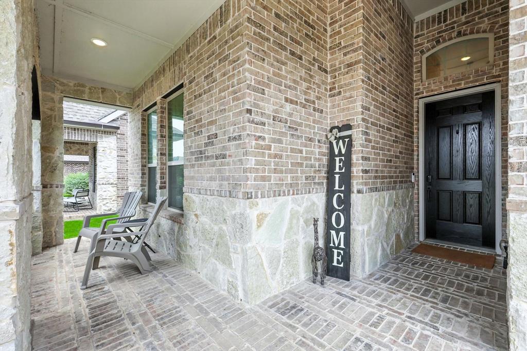 4958 Stornoway Drive