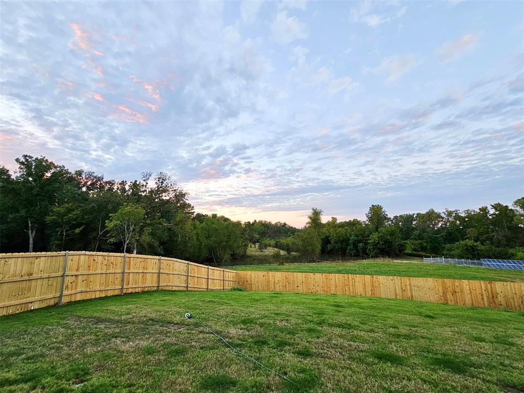 TRINITY BLUFF - Residential