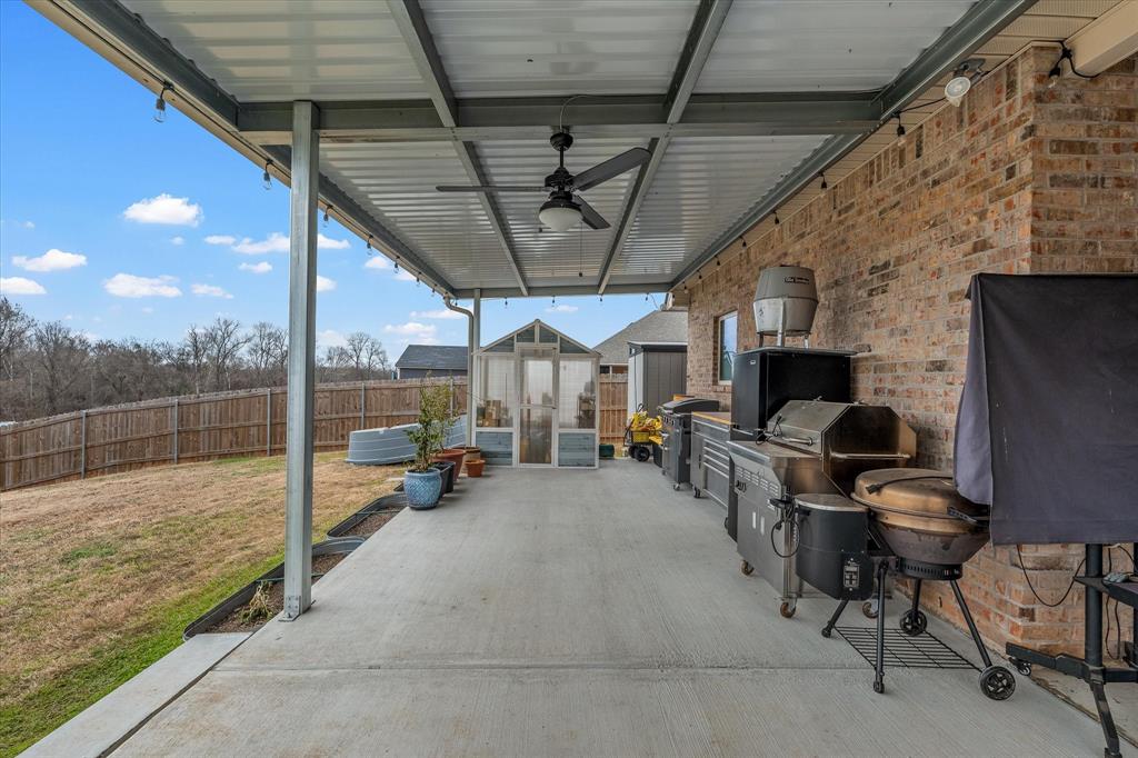 TRINITY BLUFF - Residential