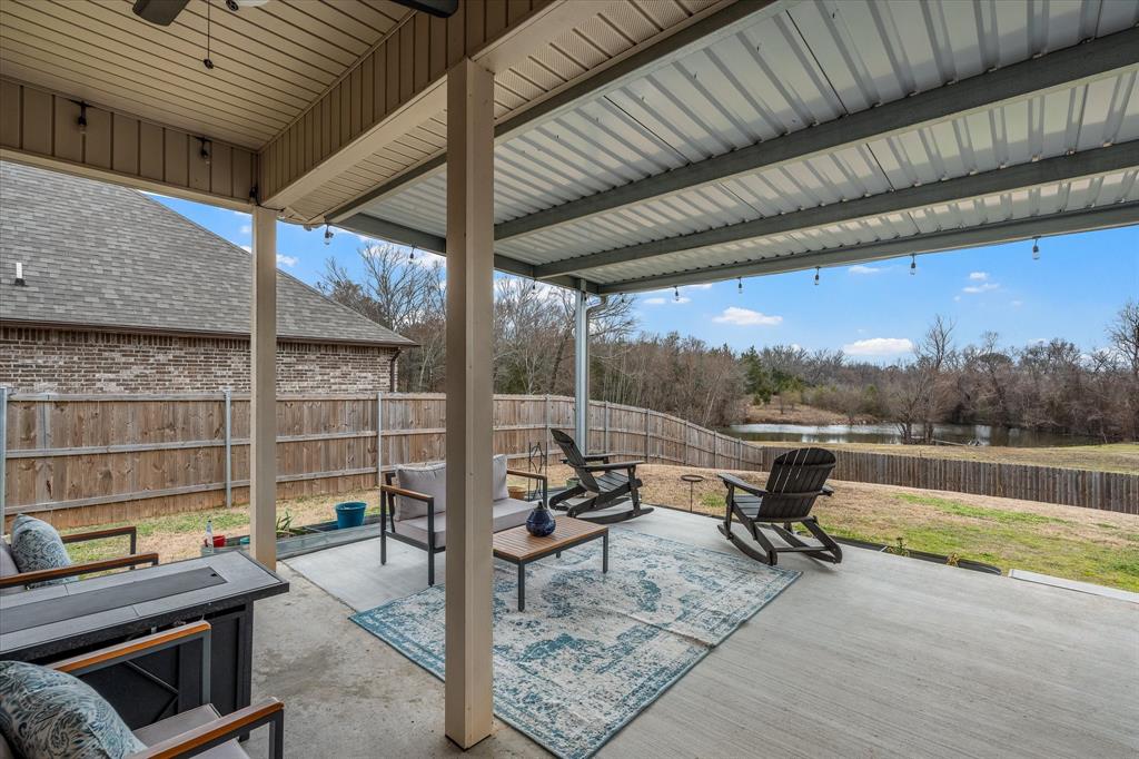 TRINITY BLUFF - Residential