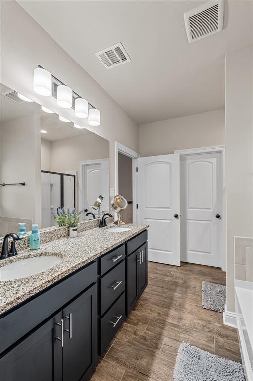 TRINITY BLUFF - Residential