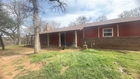 202 Hcr 2415 N Hillsboro TX 76645