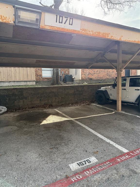 Windtree Condos - Residential