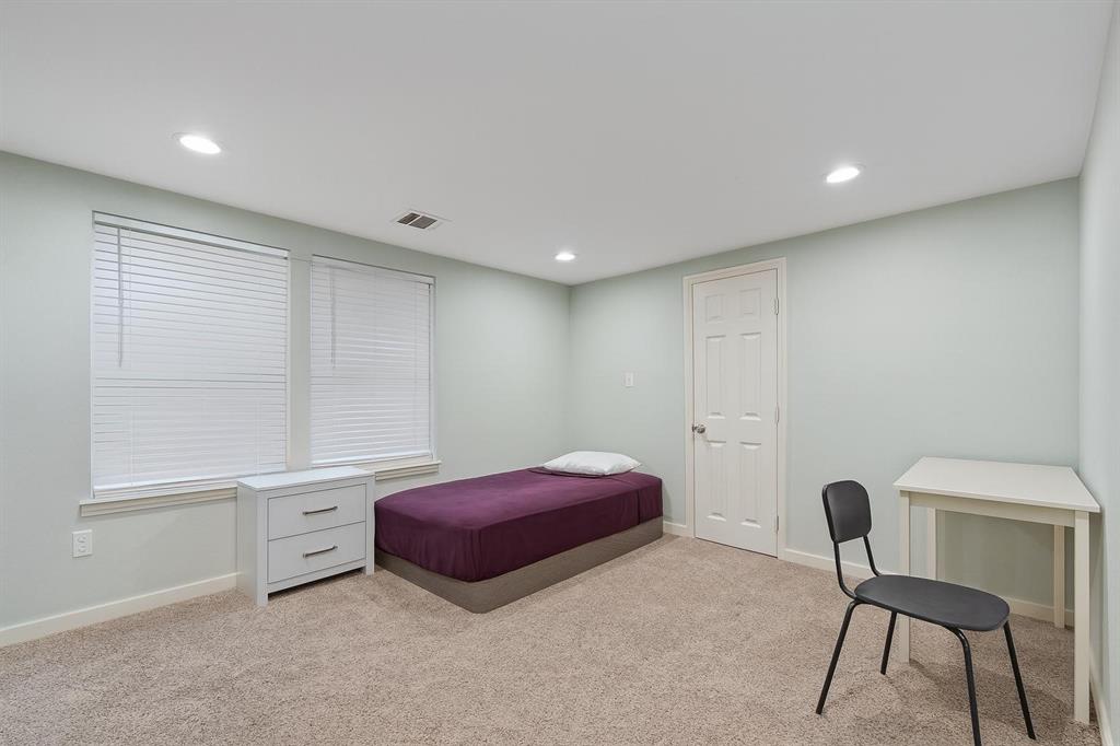 Walkers Add - Residential