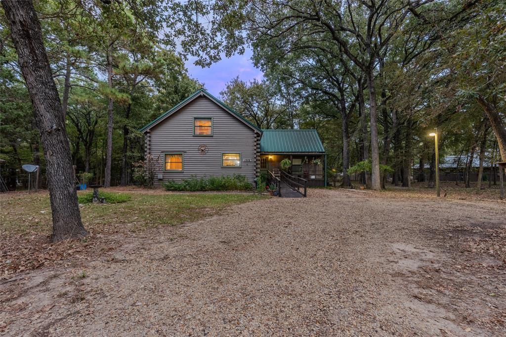 1508 Riverside Drive
