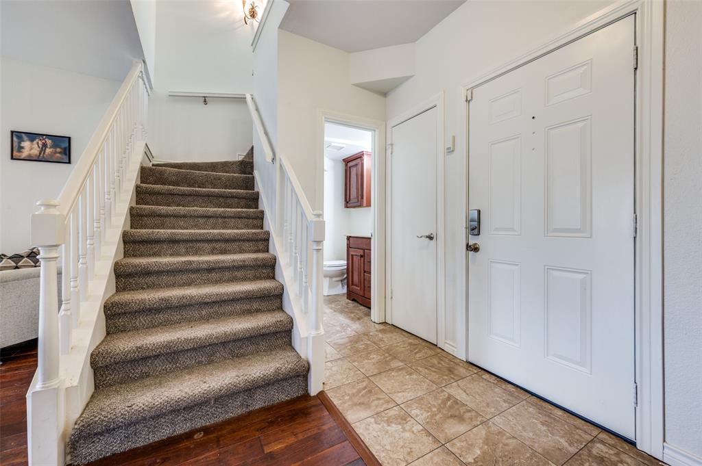 Lakeside Landing Twnhms - Residential