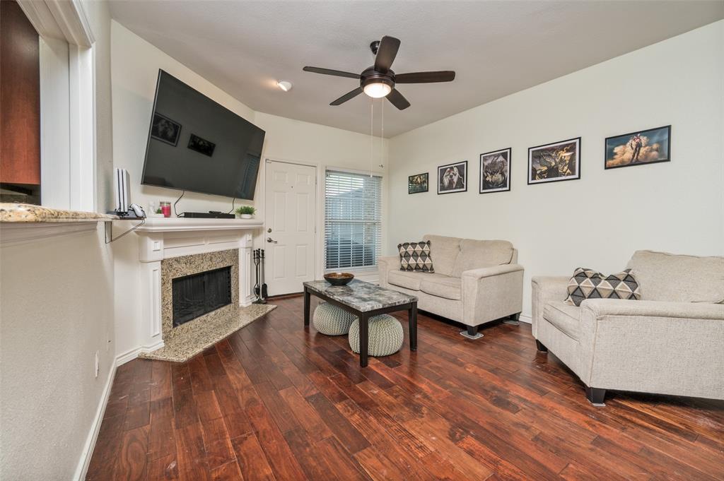 Lakeside Landing Twnhms - Residential