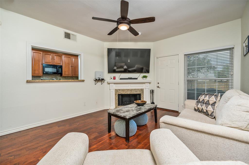 Lakeside Landing Twnhms - Residential