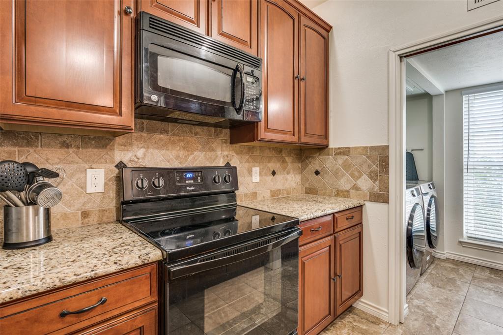 2409 Northlake Court