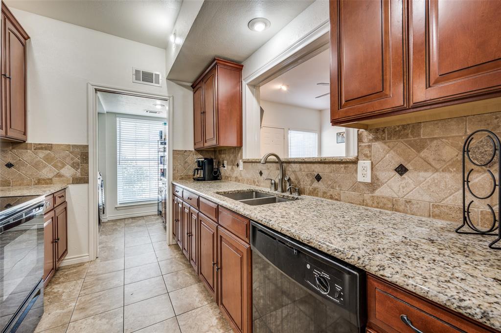 2409 Northlake Court