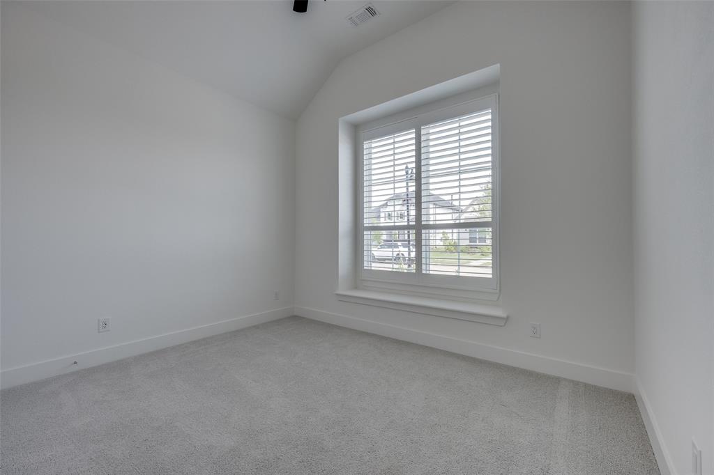 1823 Bell Court