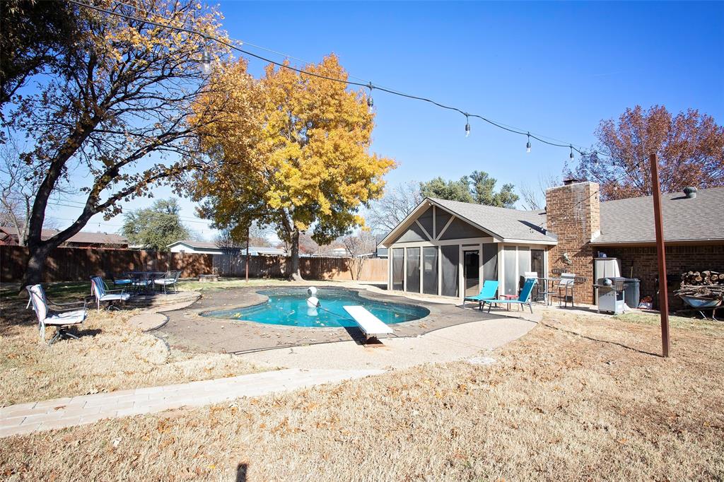 Fairway Mdws - Residential