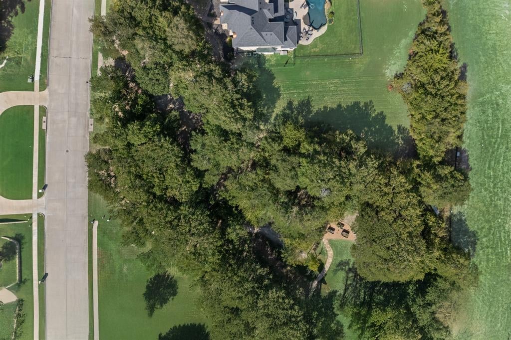 133 Falcon Point Drive