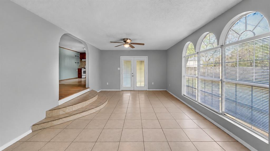864 Lost Gold Road