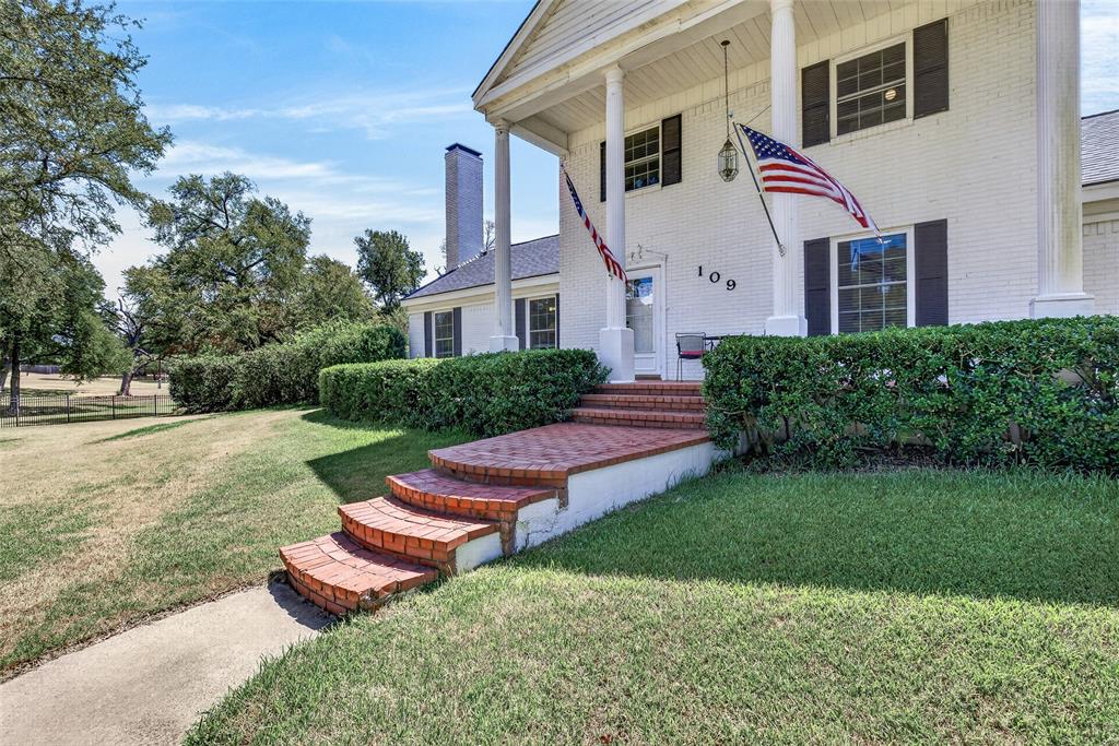 109 Lilac Lane