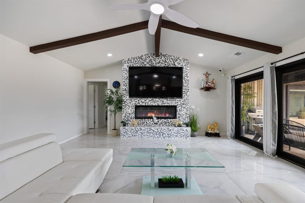 1702 Baltimore Drive