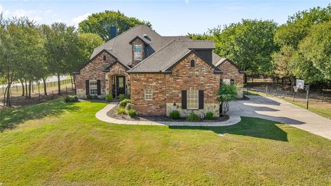 101 Deer Crossing Way Azle TX 76020