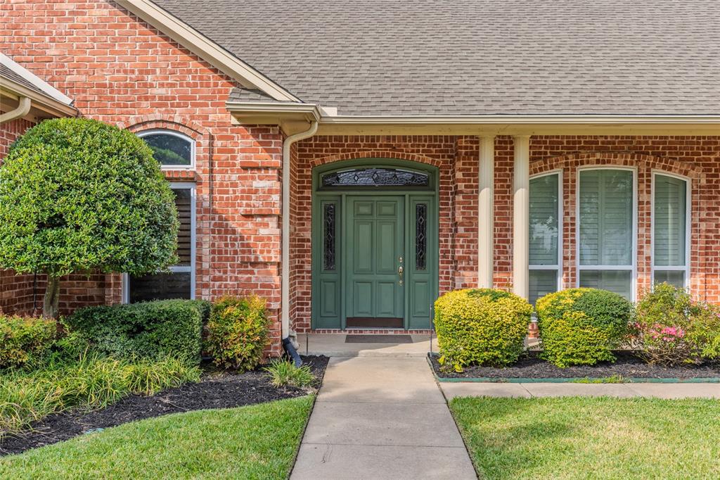 6400 Creekside Drive