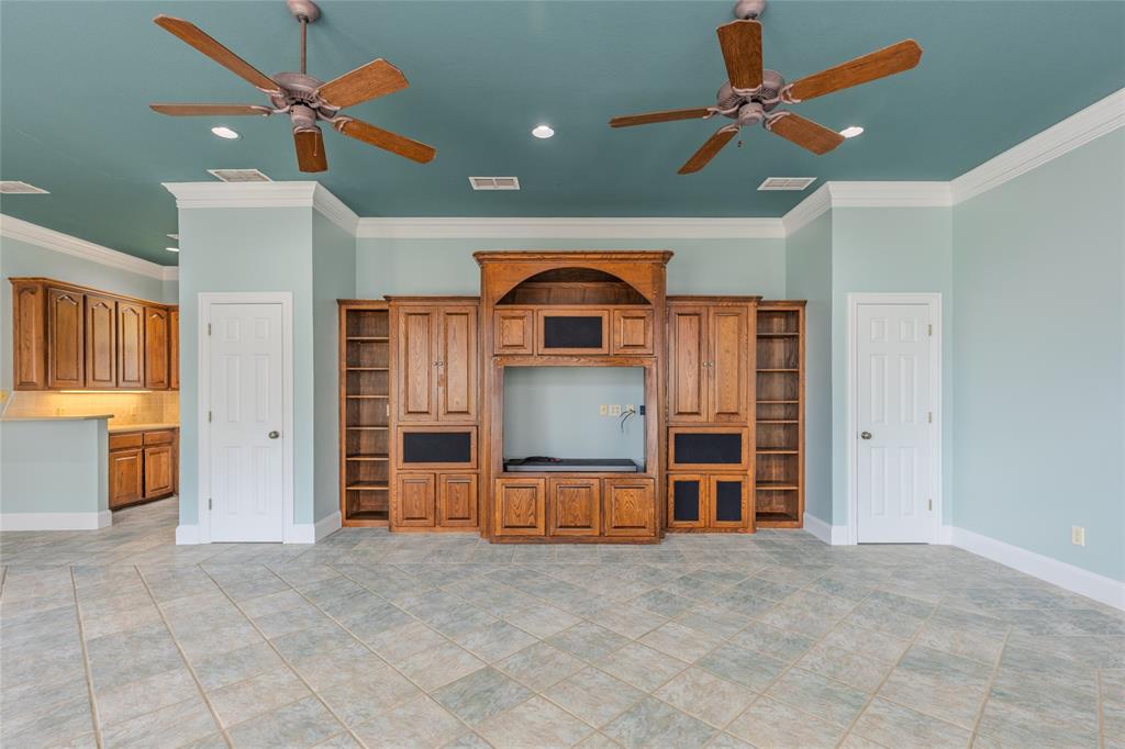 Oak Village South Sec 4 - Residential