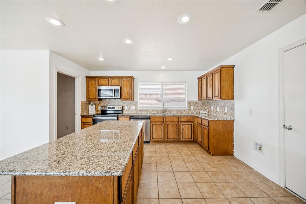 Woodbridge Ph 12 - Residential