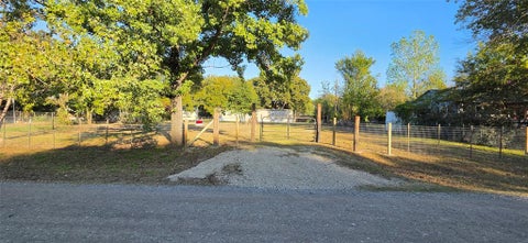Photo of 1000 Cove Drive, West Tawakoni, TX 75474 (MLS # 21423715)
