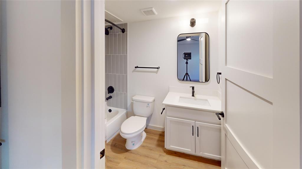 Oak Cliff Add - Residential Lease