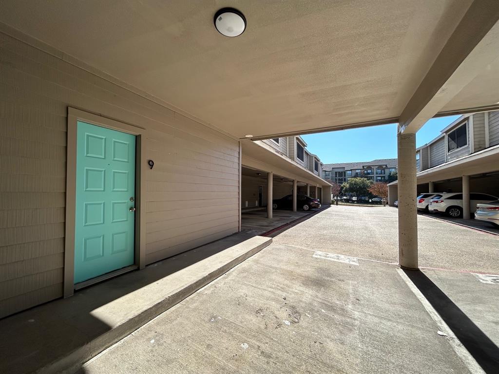 Parkwood Creek Condos - Residential