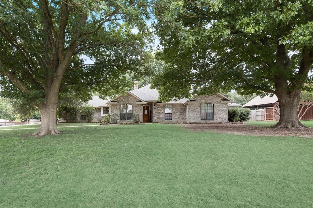 View Oak Leaf, TX 75154 house