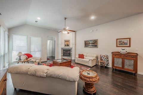 Tiny photo for 902 Enchanted Wood Drive, Arlington, TX 76005 (MLS # 21196070)