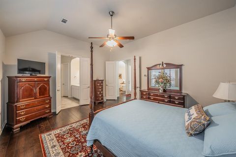 Tiny photo for 902 Enchanted Wood Drive, Arlington, TX 76005 (MLS # 21196070)