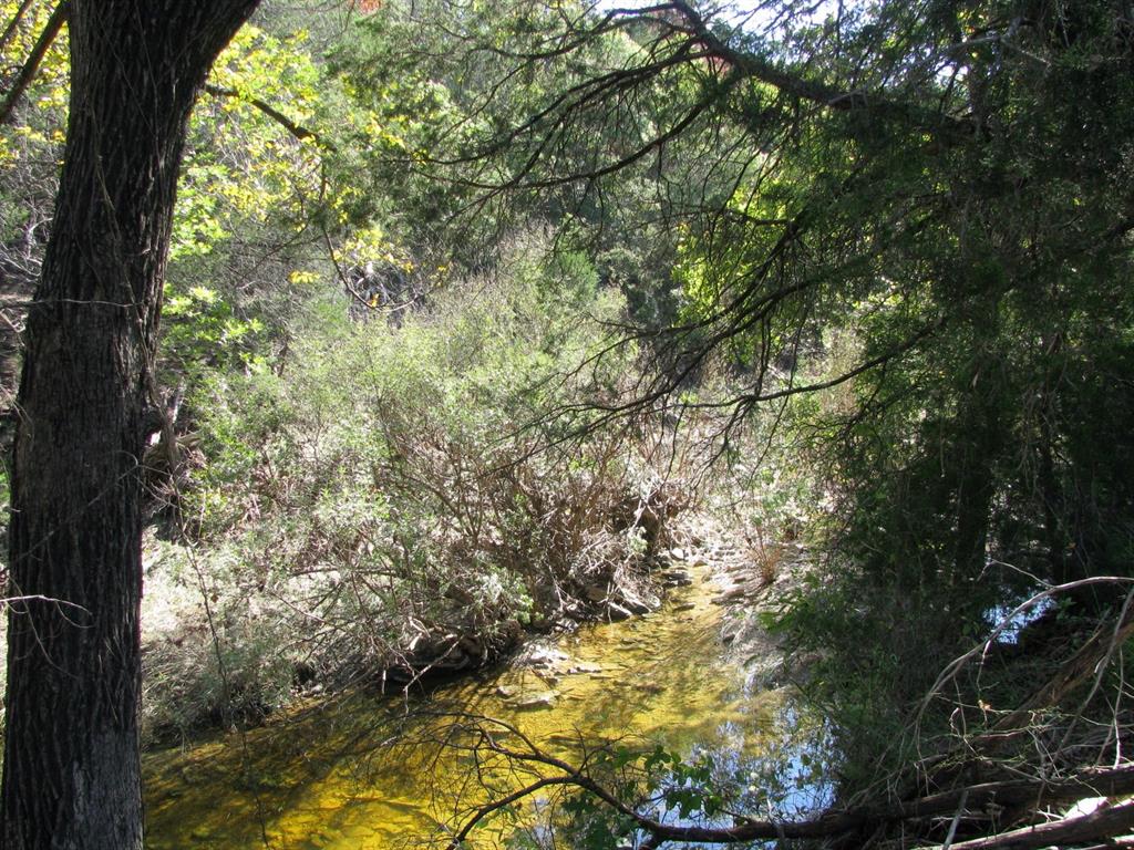 Rio Escondido - Land