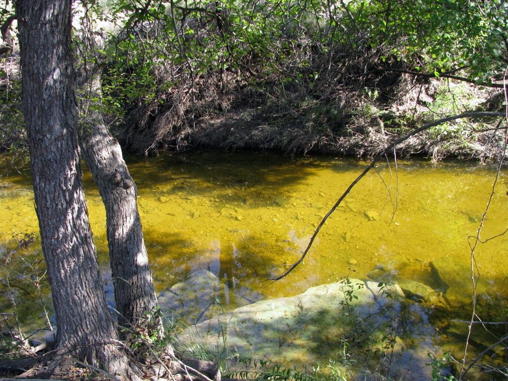 Rio Escondido - Land