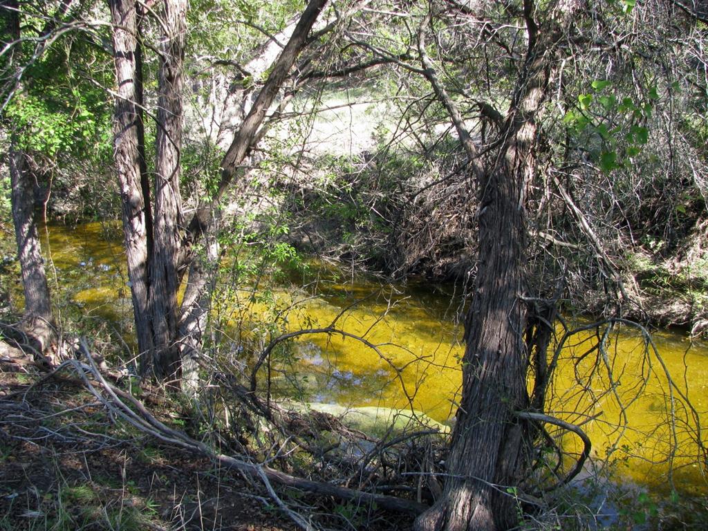 Rio Escondido - Land