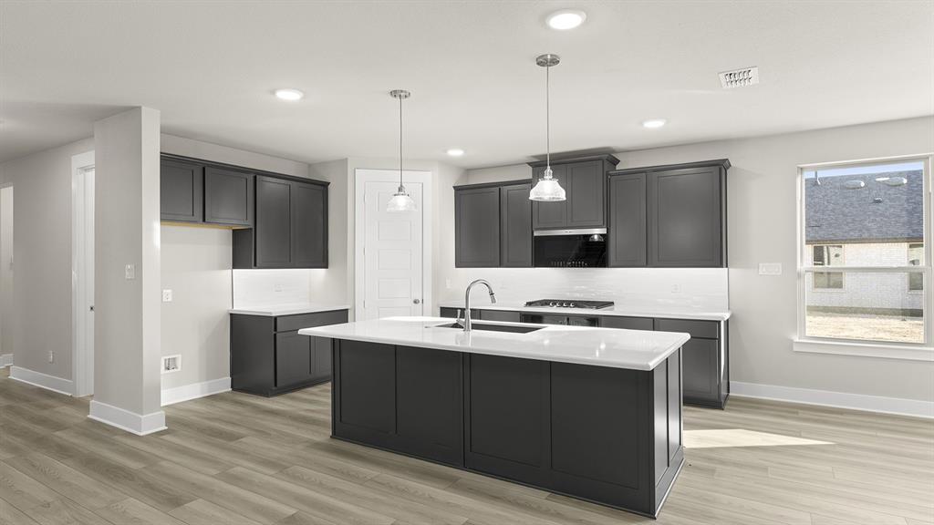 8616 Treeline Parkway