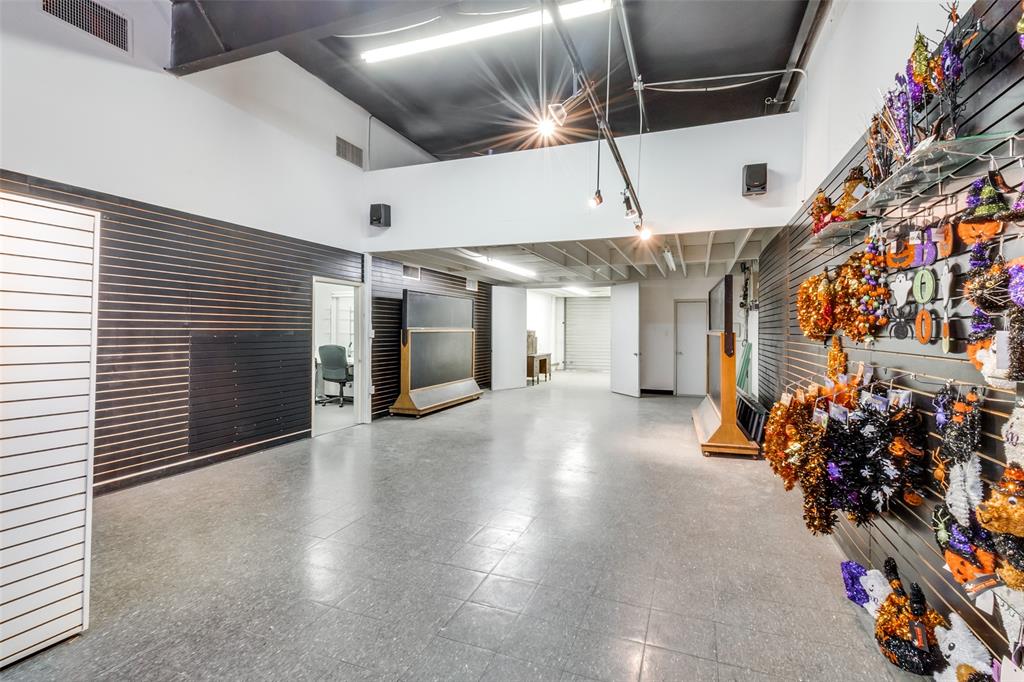 Industrial Acres Rev - Commercial Sale