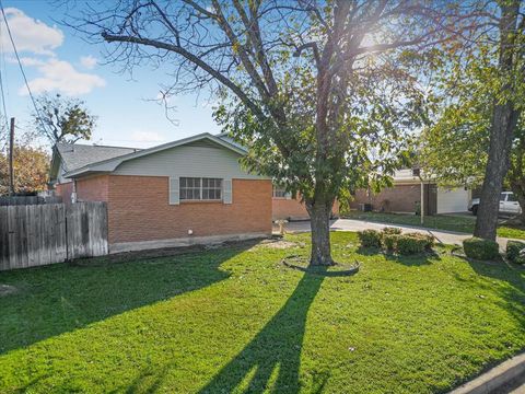 A home in Mineral Wells